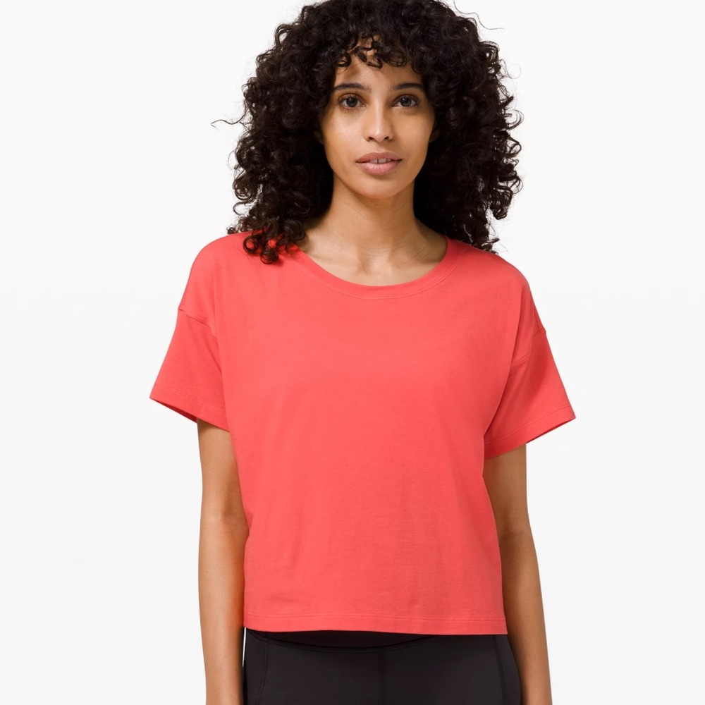 Lululemon Cates Tee